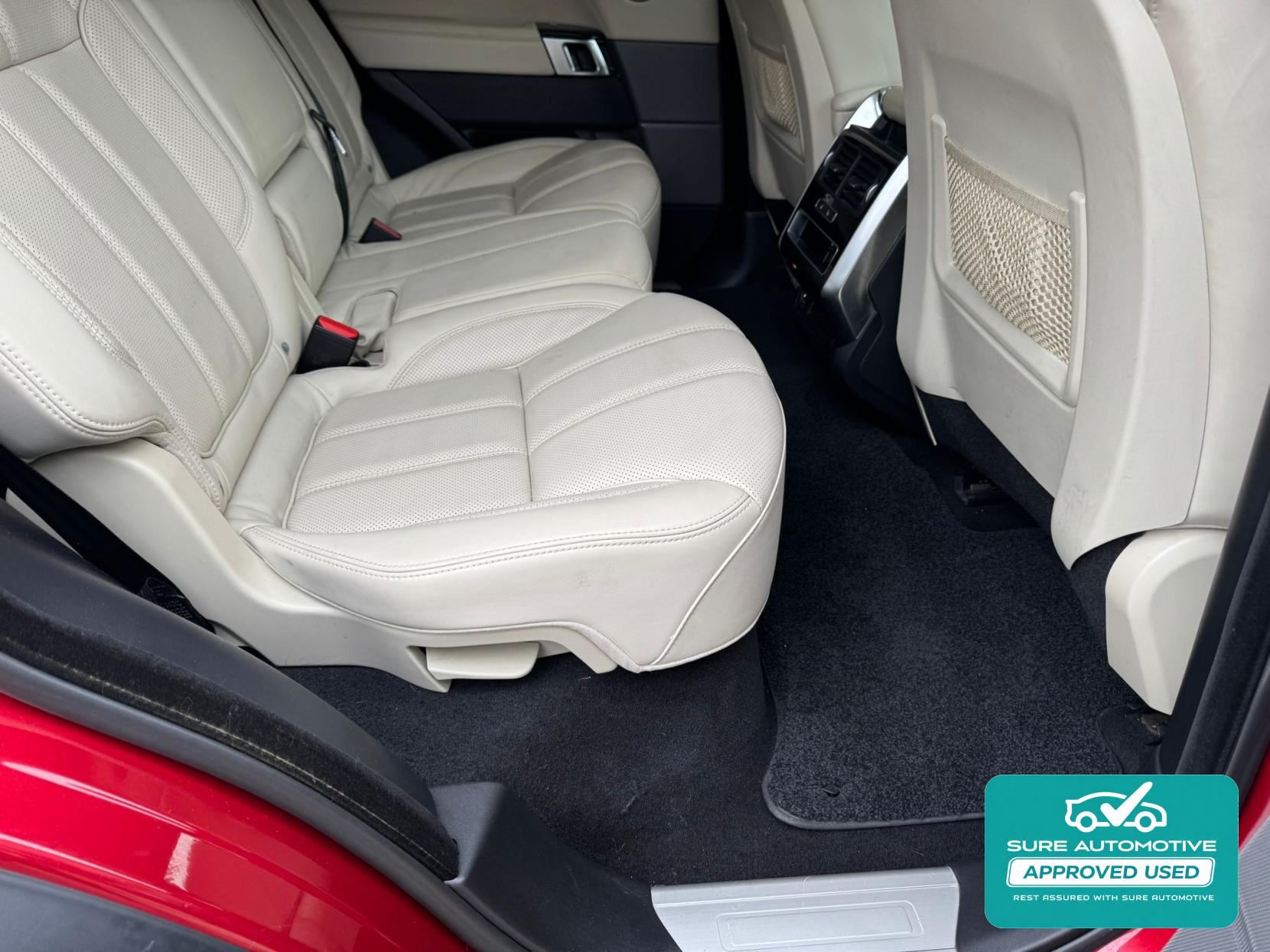 Land Rover Range Rover Sport 3.0 SD V6 HSE SUV 5dr Diesel Auto 4WD Euro 6 (s/s) (306 ps)