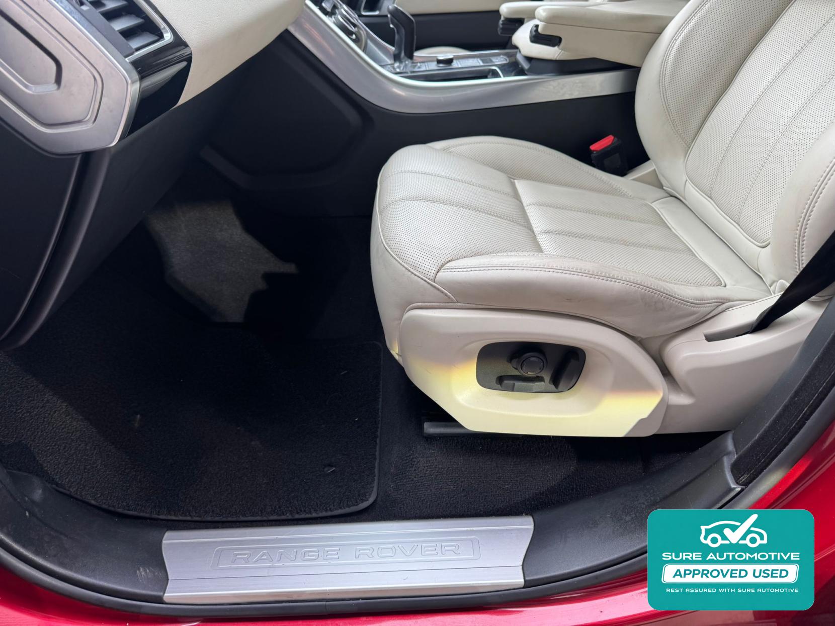 Land Rover Range Rover Sport 3.0 SD V6 HSE SUV 5dr Diesel Auto 4WD Euro 6 (s/s) (306 ps)