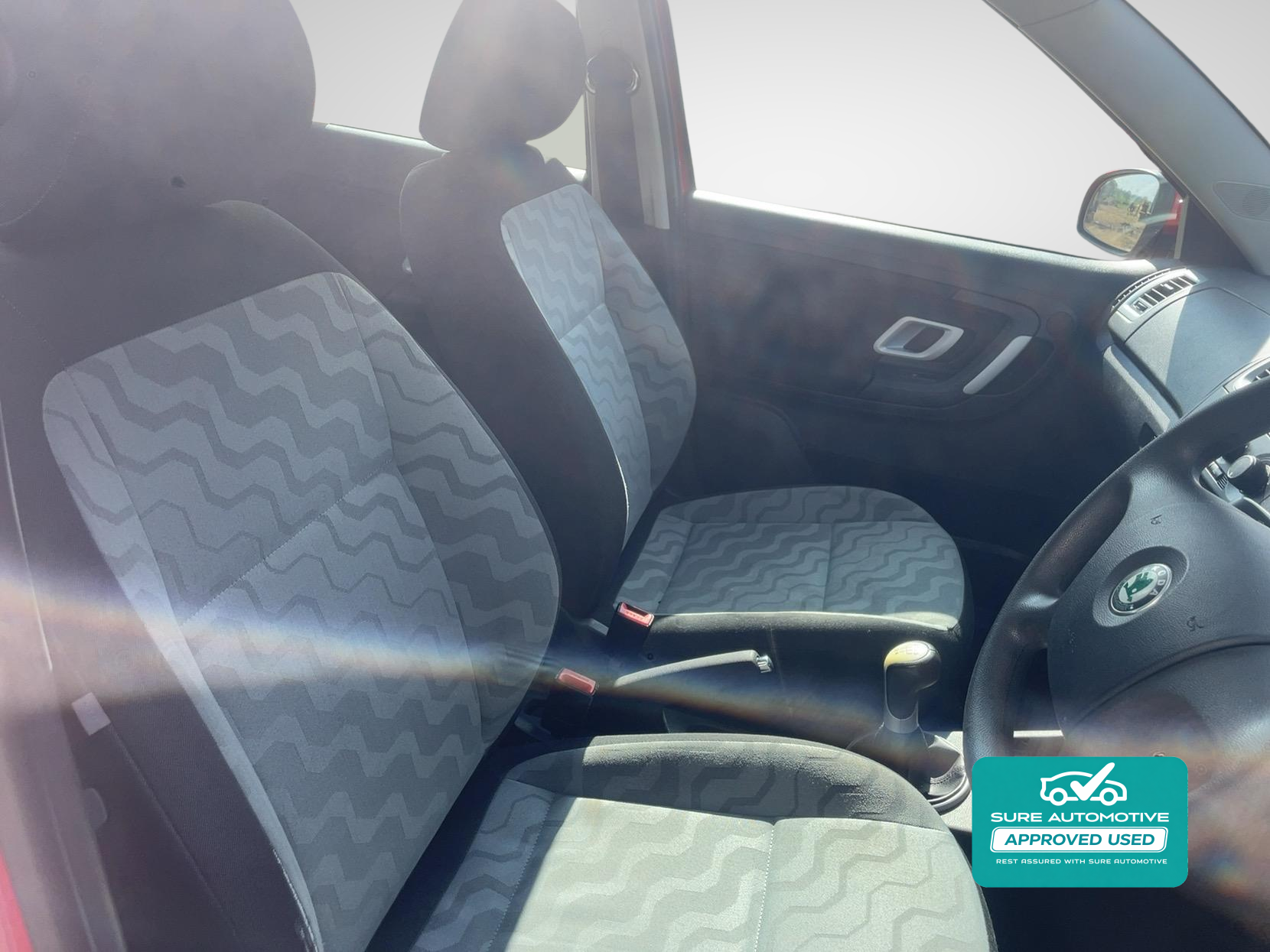 Skoda Fabia 1.2 HTP 12V 2 Hatchback 5dr Petrol Manual (140 g/km, 70 bhp)