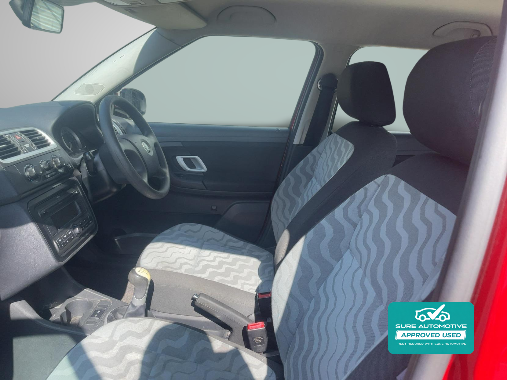 Skoda Fabia 1.2 HTP 12V 2 Hatchback 5dr Petrol Manual (140 g/km, 70 bhp)