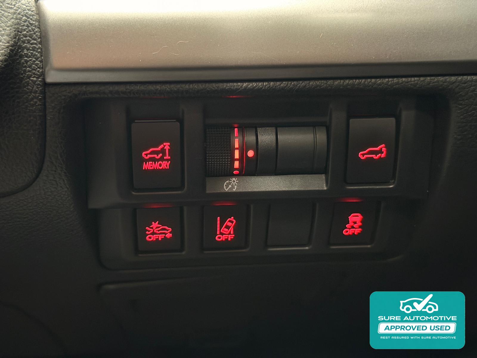 Subaru Outback 2.0D SE Premium Estate 5dr Diesel Lineartronic 4WD Euro 6 (150 ps)