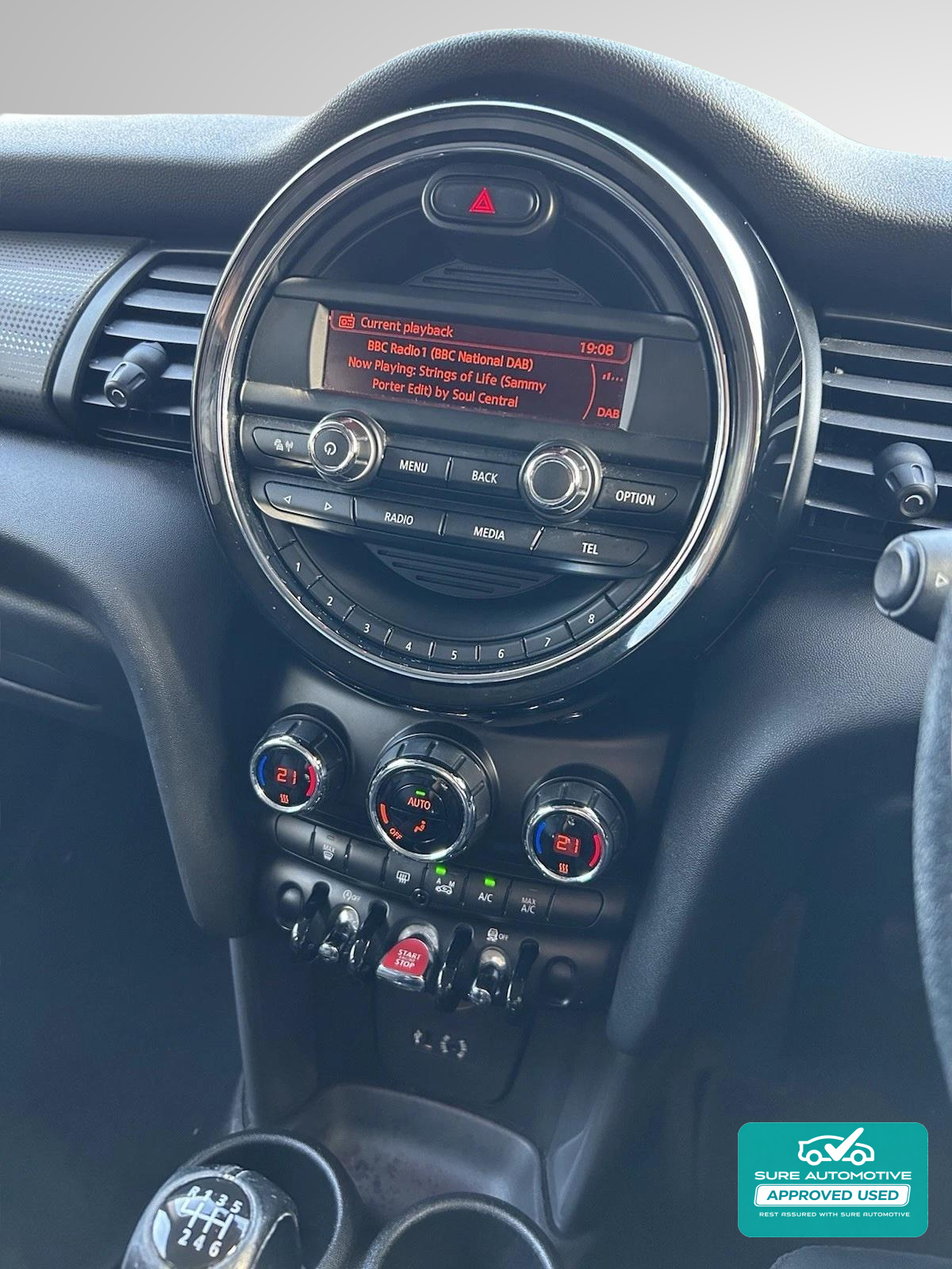 MINI Hatch 1.5 Cooper D Hatchback 5dr Diesel Manual Euro 6 (s/s) (116 ps)