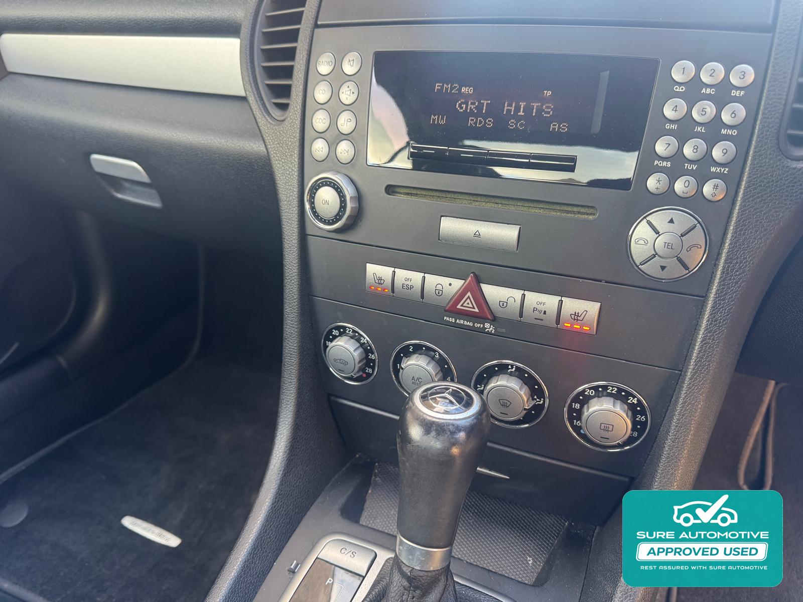 Mercedes-Benz SLK 1.8 SLK200 Kompressor Convertible 2dr Petrol Automatic (211 g/km, 163 bhp)