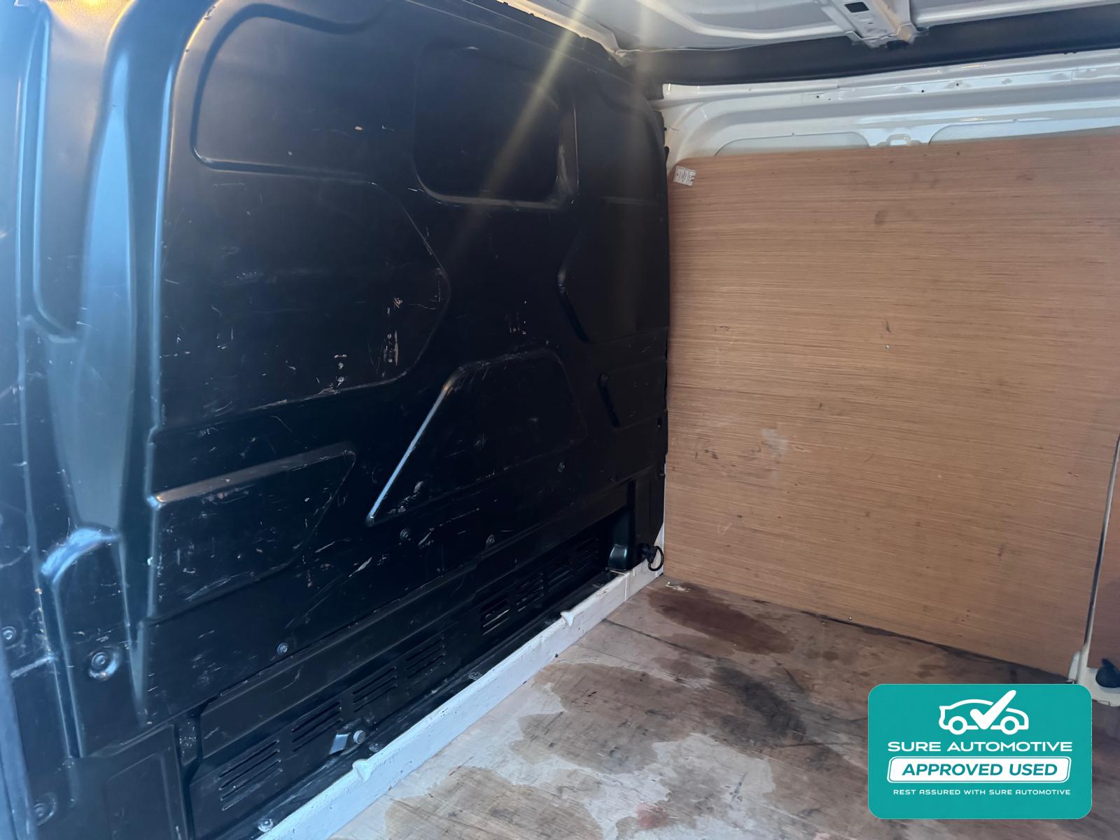 Ford Transit Custom 2.0 300 EcoBlue Panel Van 5dr Diesel Manual L1 H1 Euro 6 (105 ps)