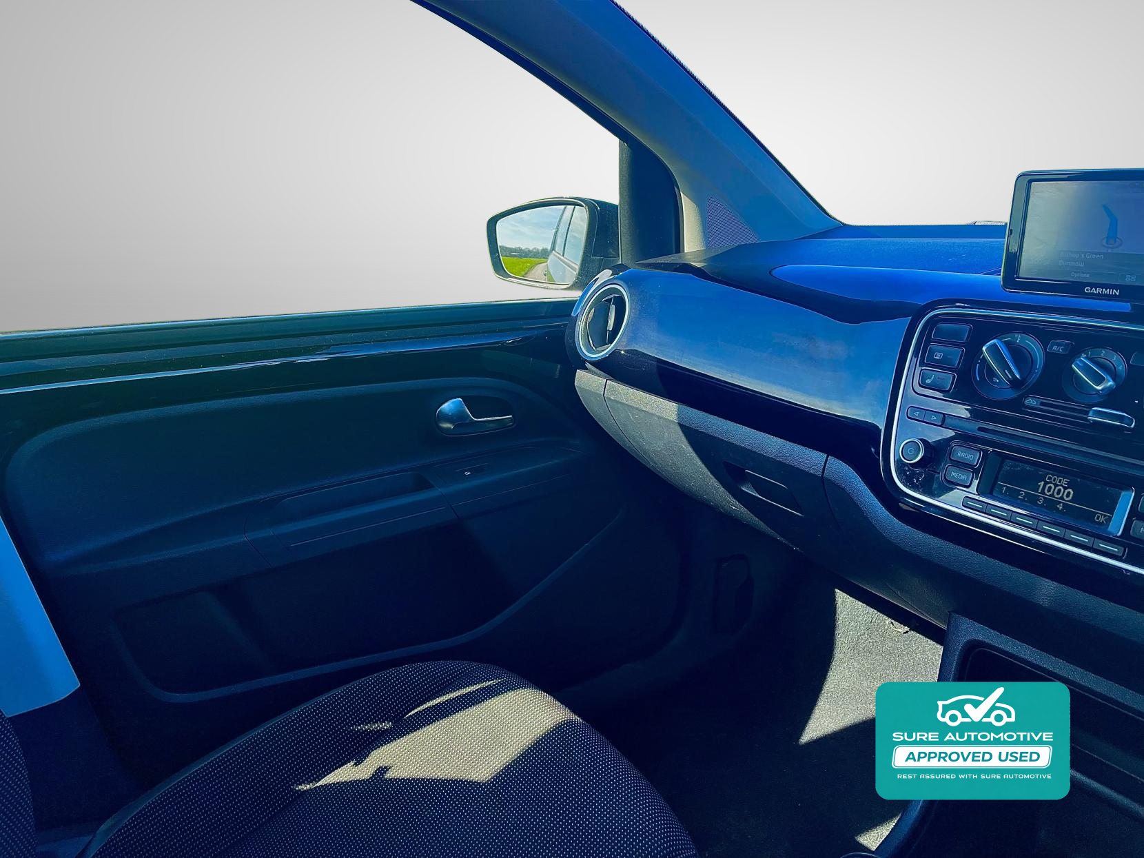 Volkswagen up! 1.0 High up! Hatchback 5dr Petrol Manual Euro 5 (75 ps)