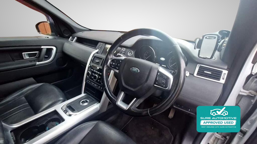 Land Rover Discovery Sport 2.0 TD4 Landmark SUV 5dr Diesel Auto 4WD Euro 6 (s/s) (180 ps)